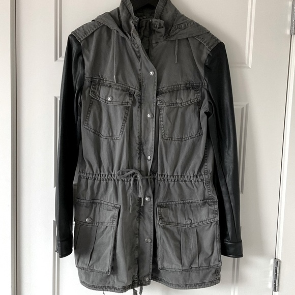 Talula Trooper Balfour Jacket with Leather Sleeves - XS - Picture 2 of 8